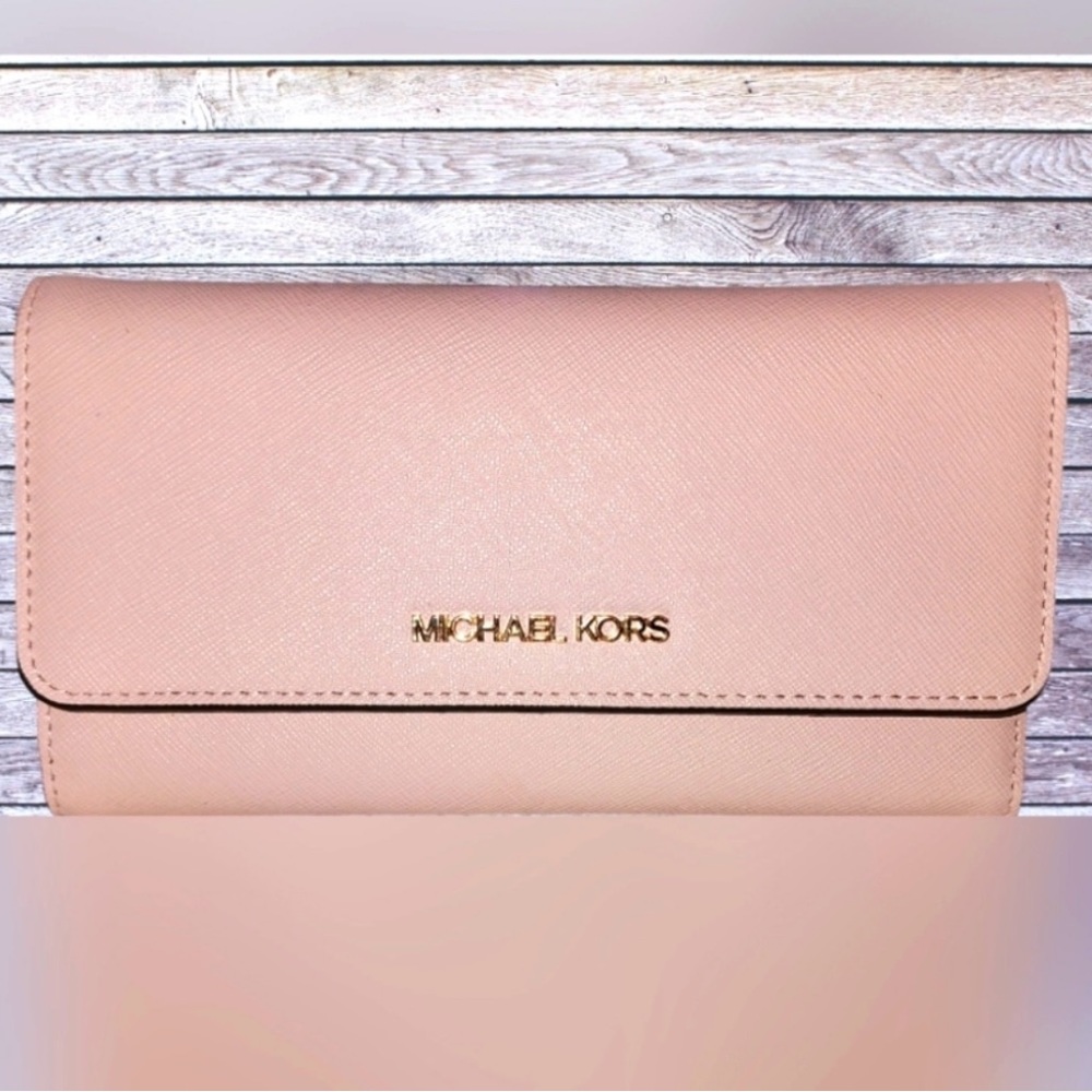 MICHAEL KORS TRIFOLD WALLET EXCELLENT CONDITION